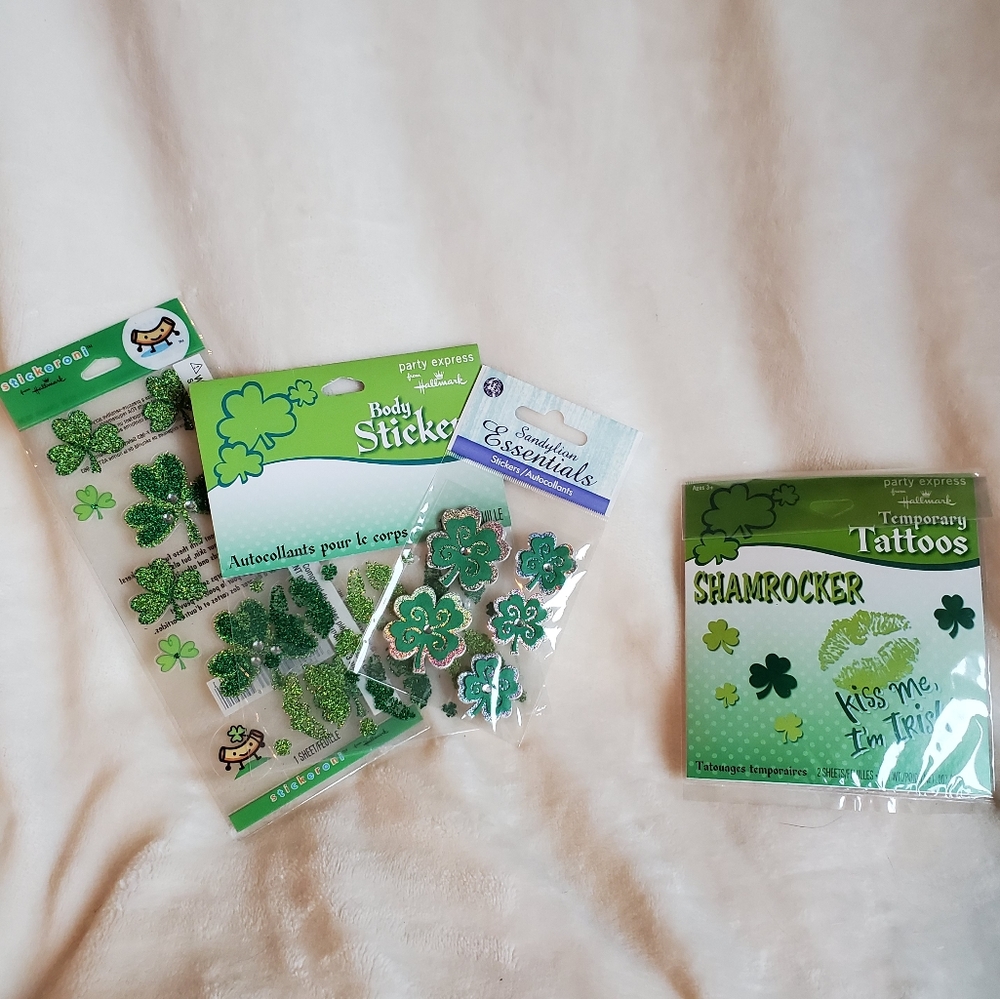 Shamrock themed as papercraft or scrapbooking